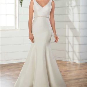 Essence of Australia Bridal Gown